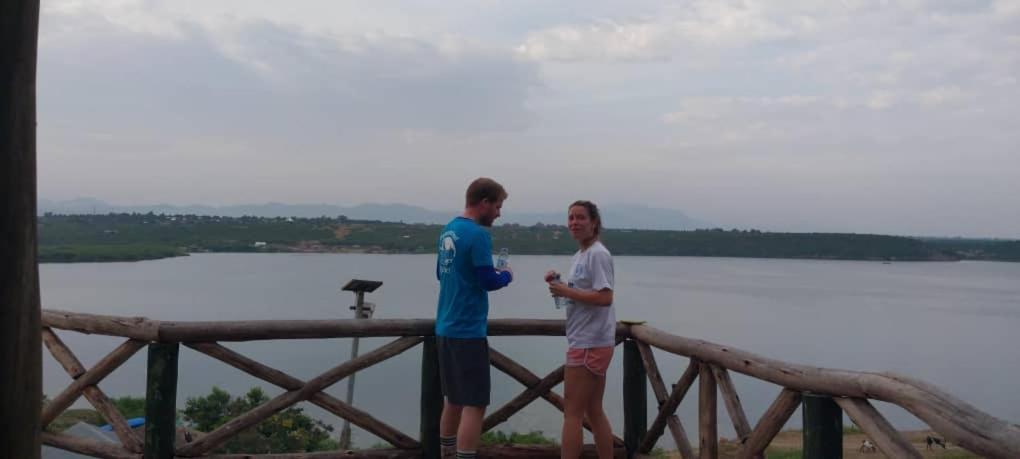 Tembo Safari Lodge Katunguru Luaran gambar