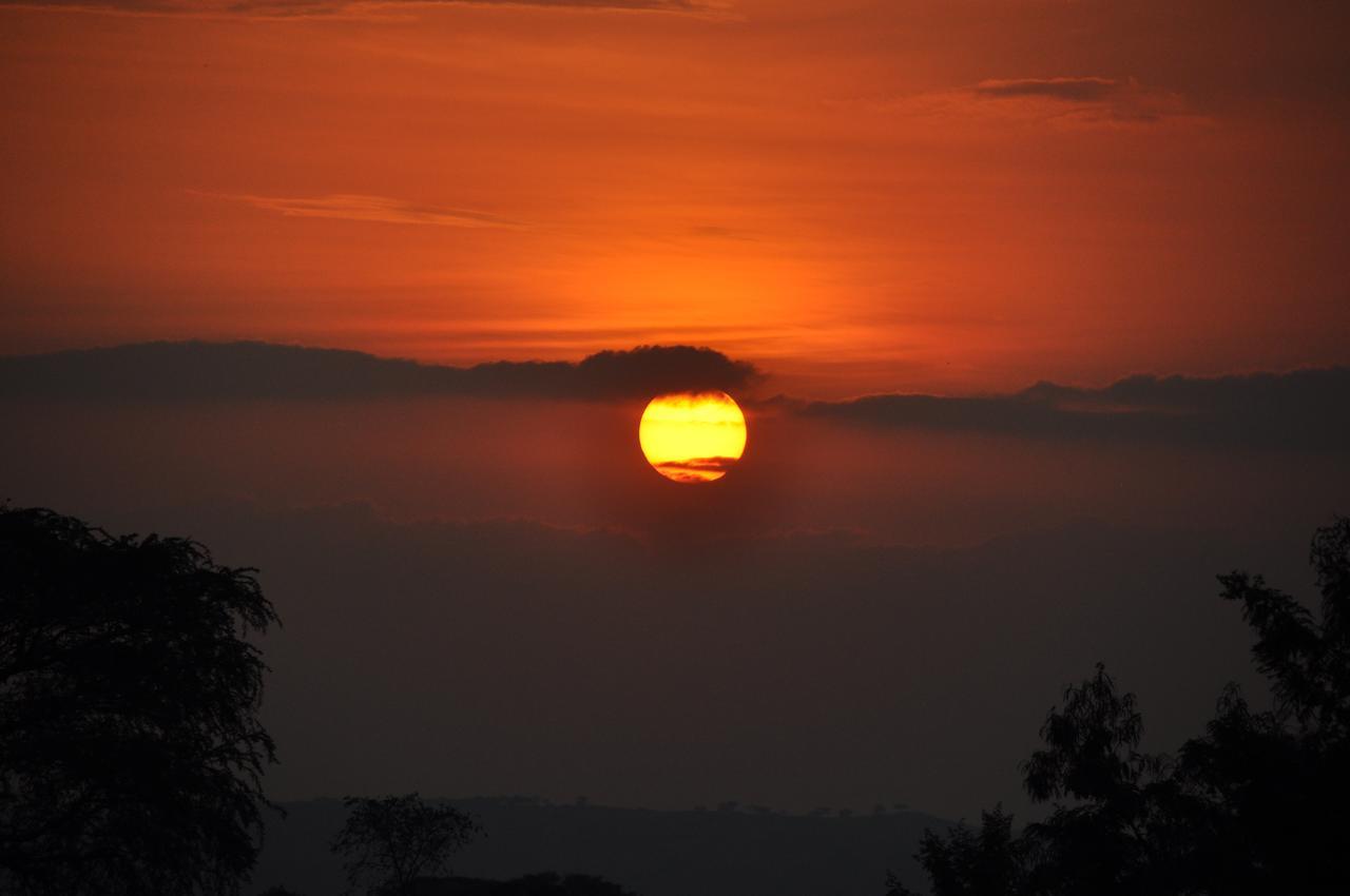 Tembo Safari Lodge Katunguru Luaran gambar