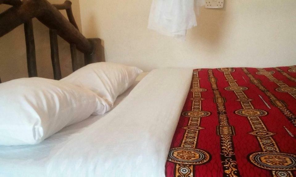 Tembo Safari Lodge Katunguru Luaran gambar