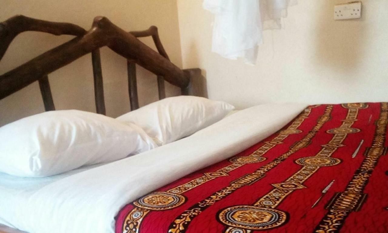 Tembo Safari Lodge Katunguru Luaran gambar