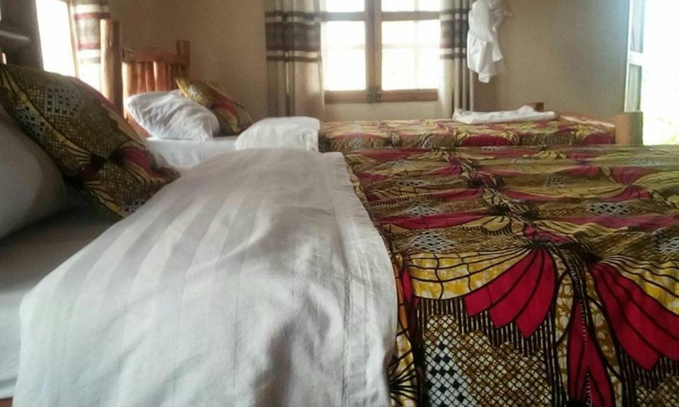 Tembo Safari Lodge Katunguru Luaran gambar